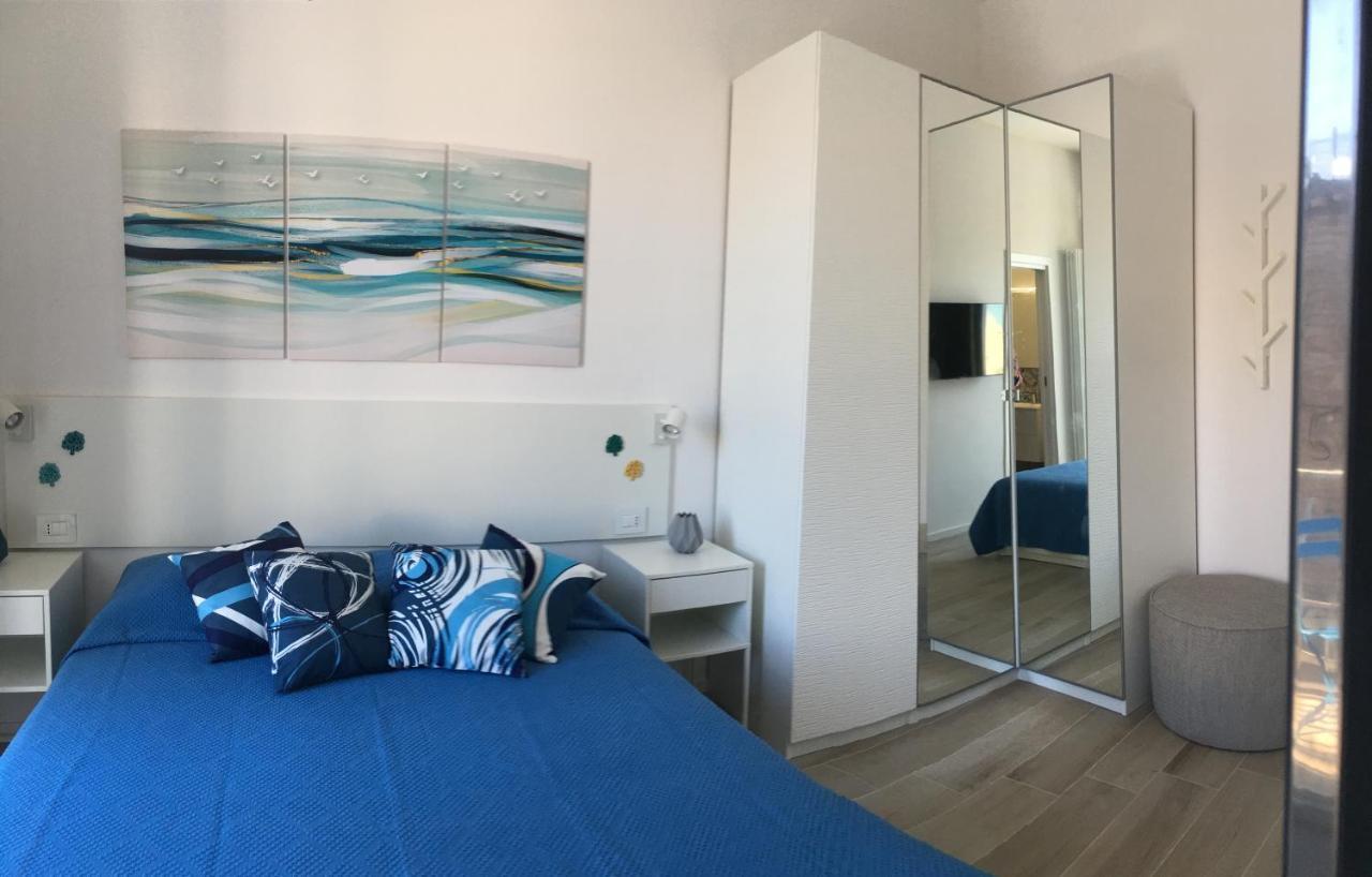La Terrazza Sul Mare - Dimora Di Charme Apartment Giovinazzo Exterior foto