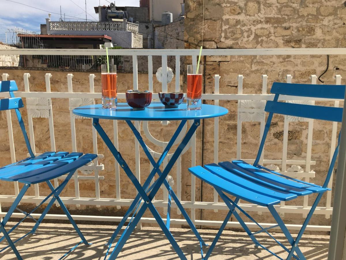 La Terrazza Sul Mare - Dimora Di Charme Apartment Giovinazzo Exterior foto