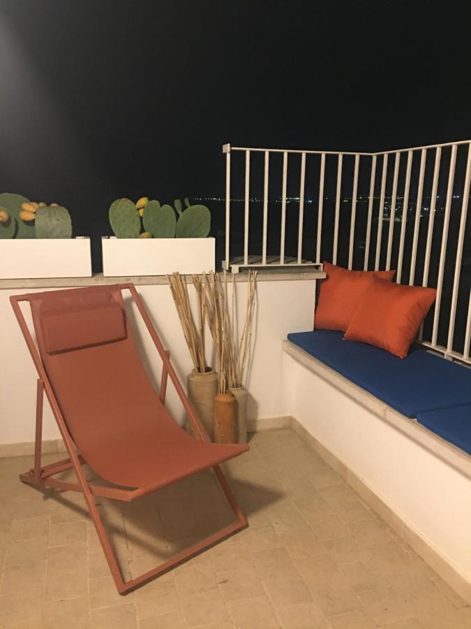 La Terrazza Sul Mare - Dimora Di Charme Apartment Giovinazzo Exterior foto